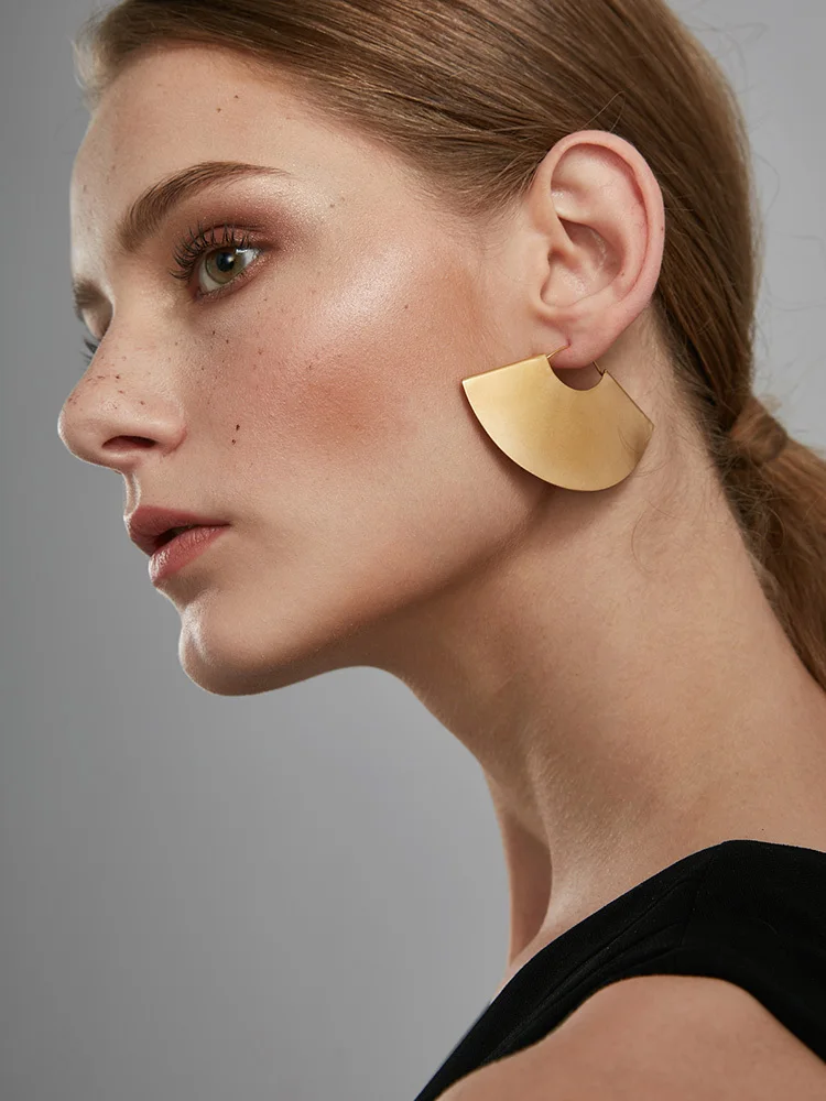 Enfashion Vintage Camber Fan Dangle Earrings Matte Gold color Big Earings Drop Earrings For Women Fashion Jewelry brinco E5425