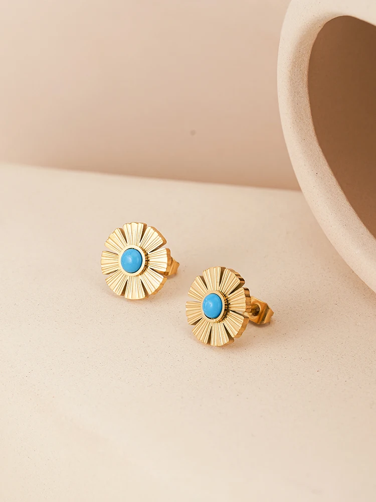 ENFASHION Aretes De Mujer Chrysanthemum Stud Earrings For Women 18K Plated Gold Fashion Jewelry Cute Simple Gift Party E221433